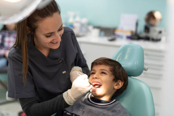 Best Emergency Tooth Extraction in Dupo, IL